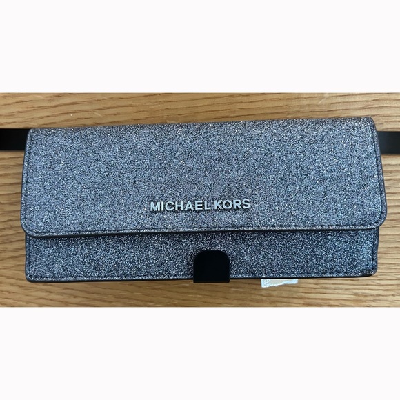 Michael Kors Jet Set Travel Giftables Leather Flat Wallet in Dusty Blue NWT - Picture 4 of 8